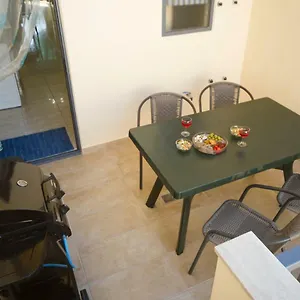 Duplex 1 Bedroom With 2 Bathrooms- Sleep 4 Appartamento Sliema